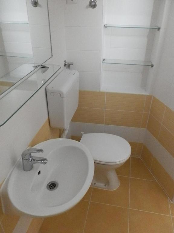 Apartments Potts Point Makarska Room photo